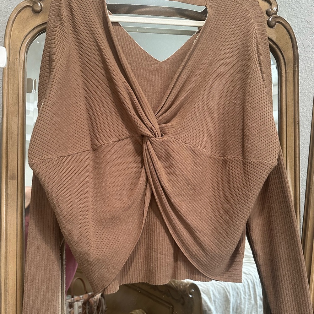 V-Neck Ribbed Sweater - Brown - Picture 3 of 4